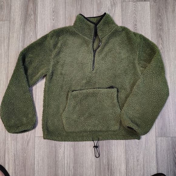 No Boundaries Olive Fleece Pullover - Picture 1 of 2